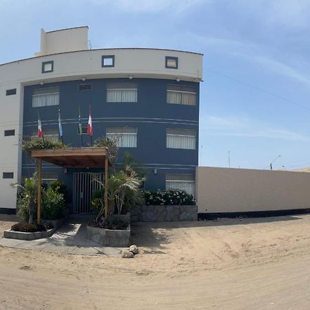 Boulevard Hotel Asia Exterior foto